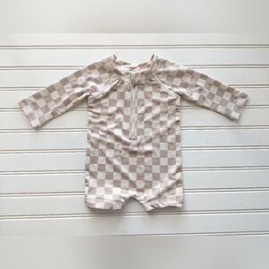 SIIX Checkered One piece Rashguard in Cream and White